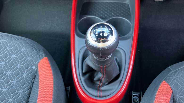 Toyota Aygo X 1.0 VVT-i Edge 5dr Petrol Hatchback